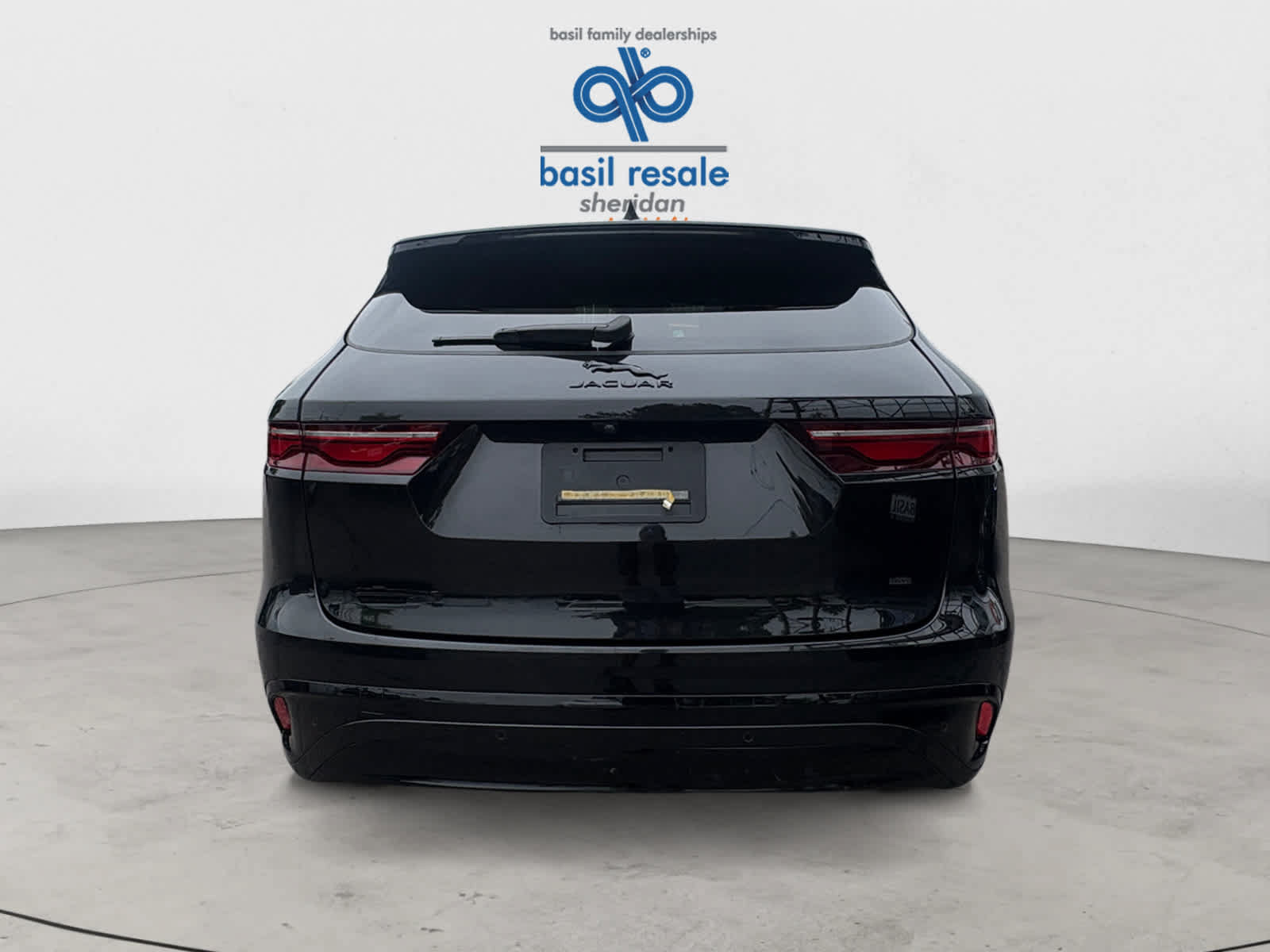 Used 2024 Jaguar F-PACE R-Dynamic S AWD/4WD image 6