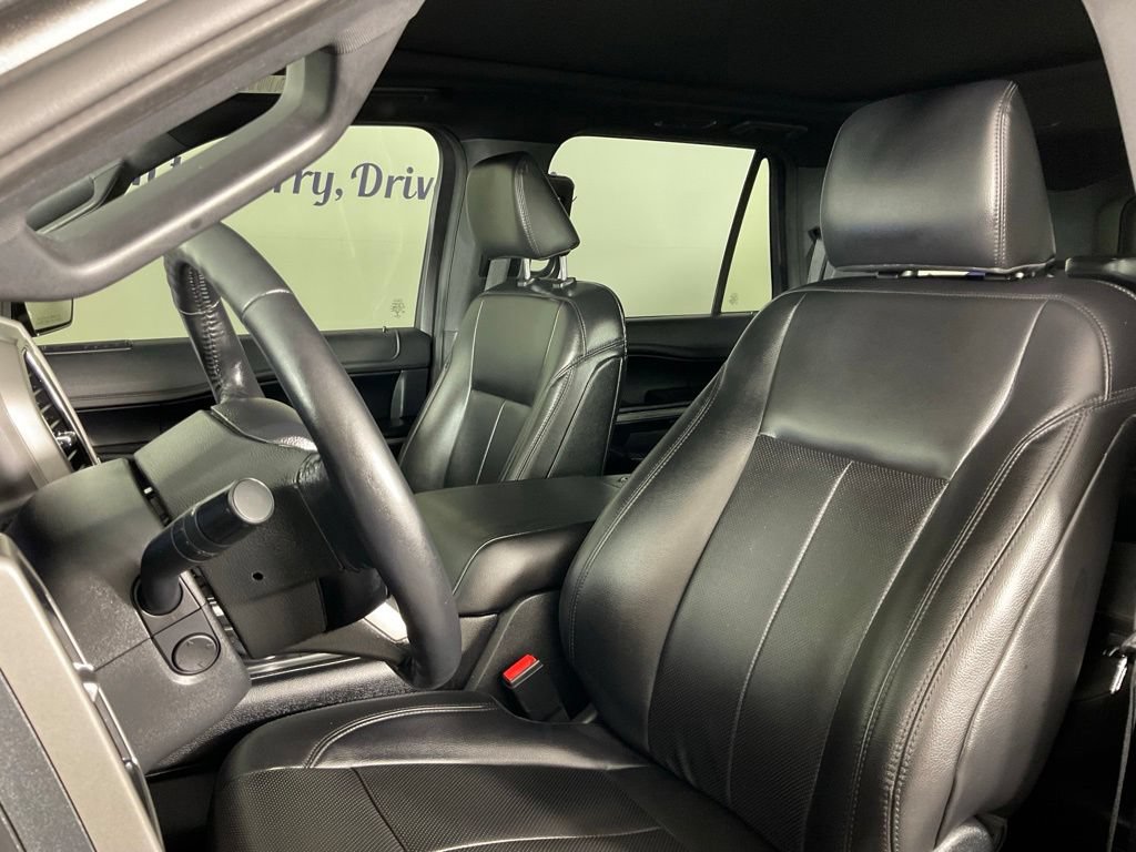 Used 2021 Ford Expedition XLT RWD image 14