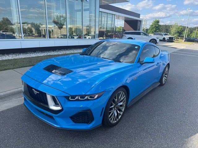 Used 2024 Ford Mustang GT RWD image 2