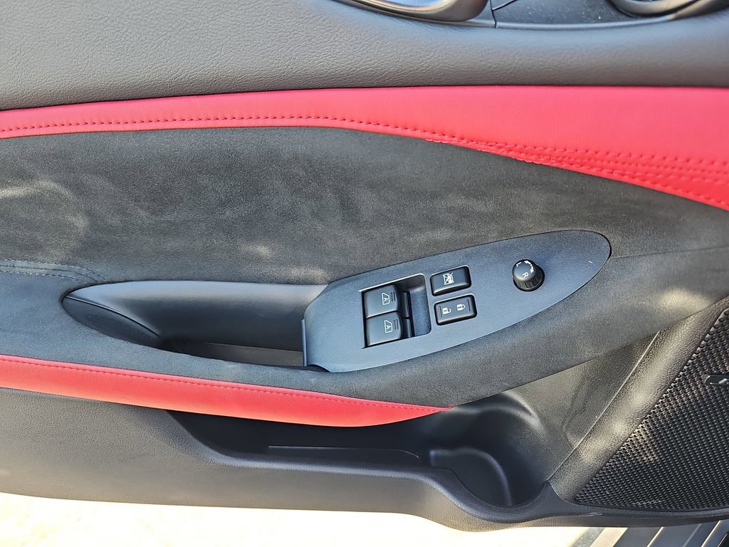 Used 2024 Nissan Z Performance w/ Floor Mat Package image 30