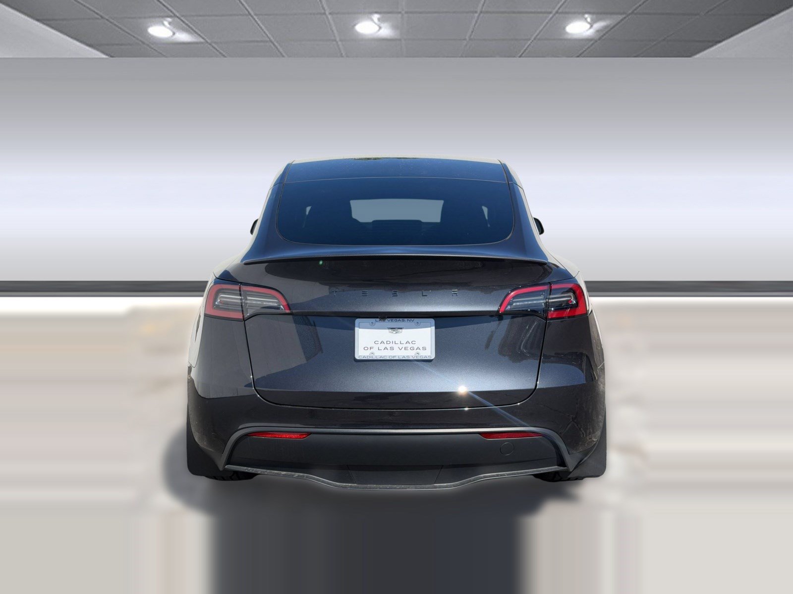 Used 2024 Tesla Model Y 2WD image 9