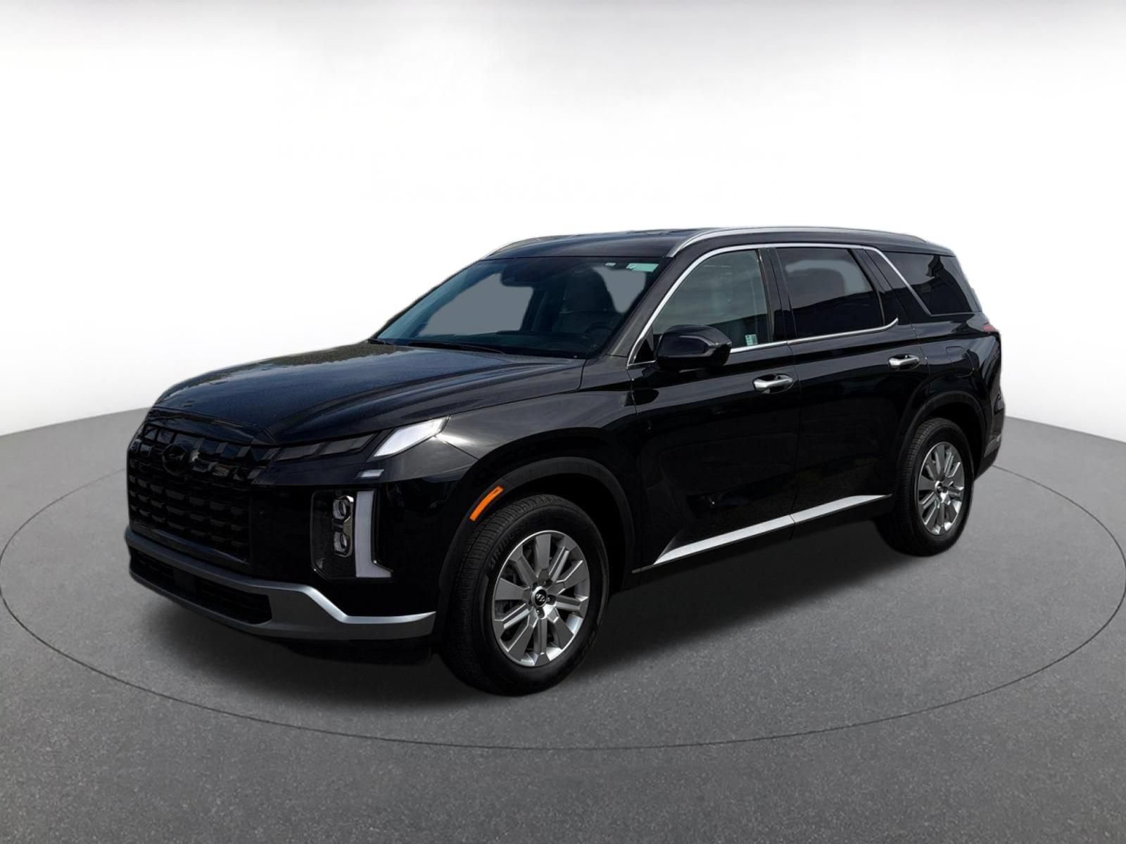 Used 2025 Hyundai Palisade SEL FWD image 4