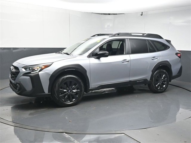 Used 2025 Subaru Outback Onyx Edition w/ Popular Package #2 image 4