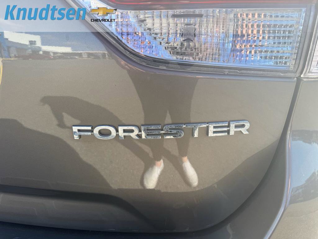 Used 2021 Subaru Forester Limited w/ Popular Package #3 AWD/4WD image 9