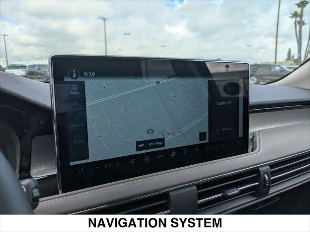 New 2025 Lincoln Corsair Premiere w/ Equipment Group 101A image 9