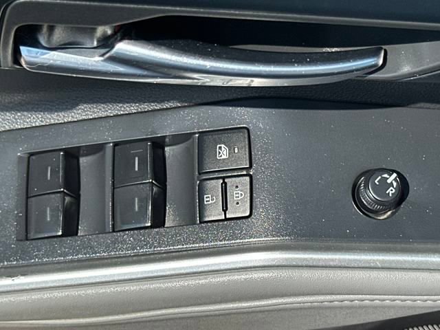 Used 2022 Toyota Highlander XLE image 13