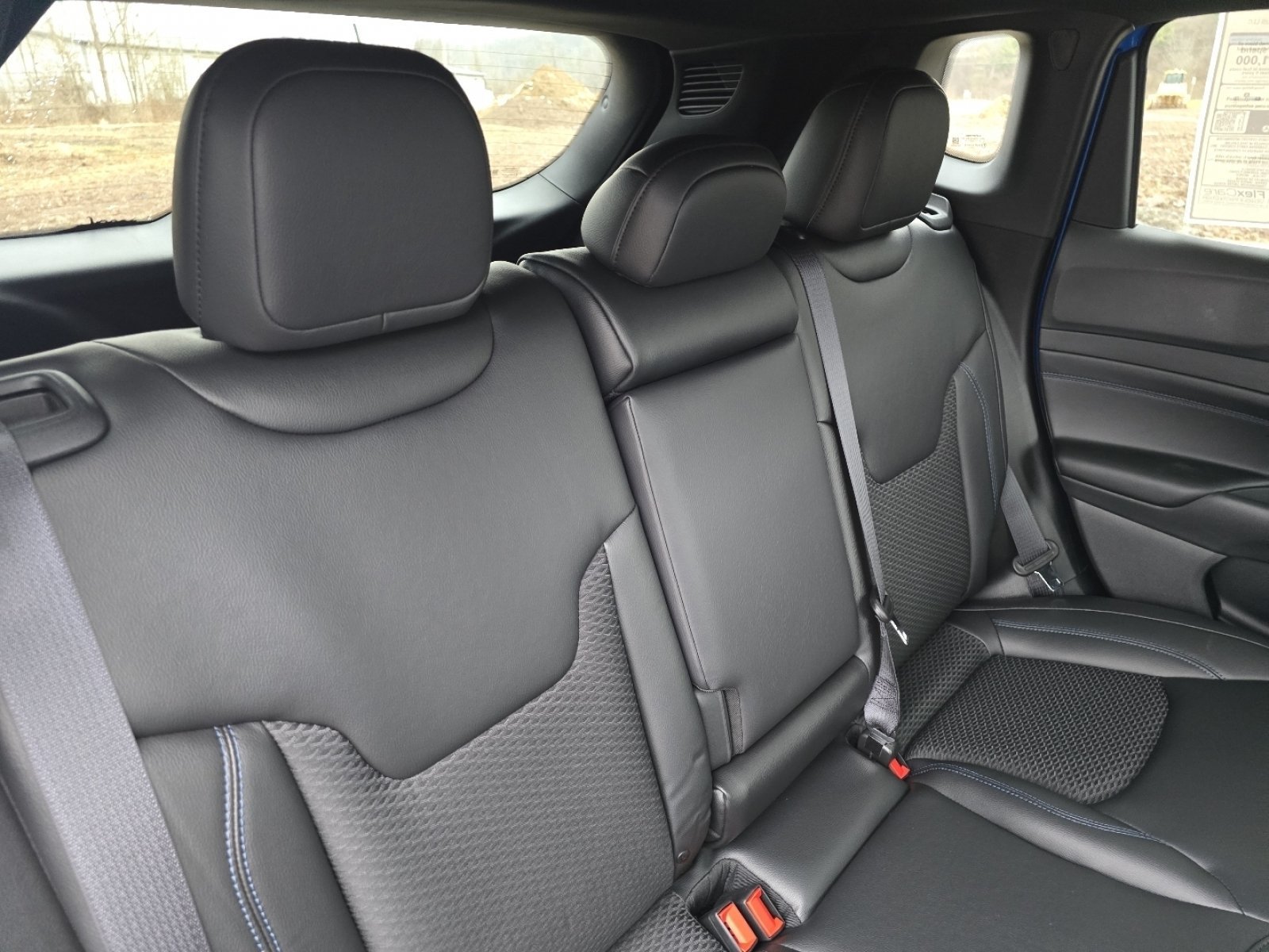 New 2026 Jeep Compass Latitude AWD/4WD image 11