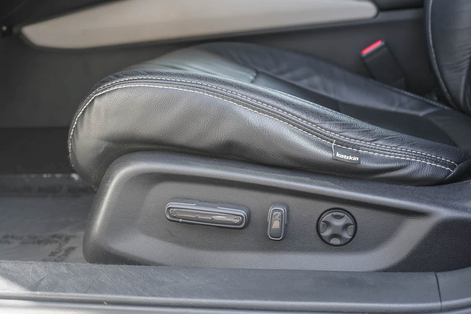 Used 2018 Honda Accord EX image 22
