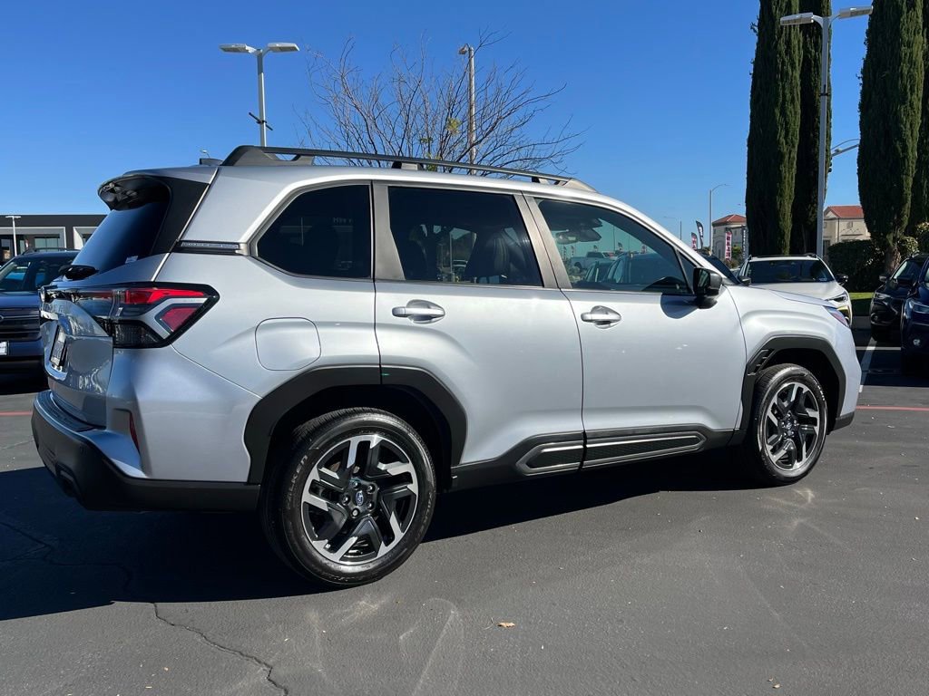 Used 2025 Subaru Forester Limited w/ Popular Package #2 image 7