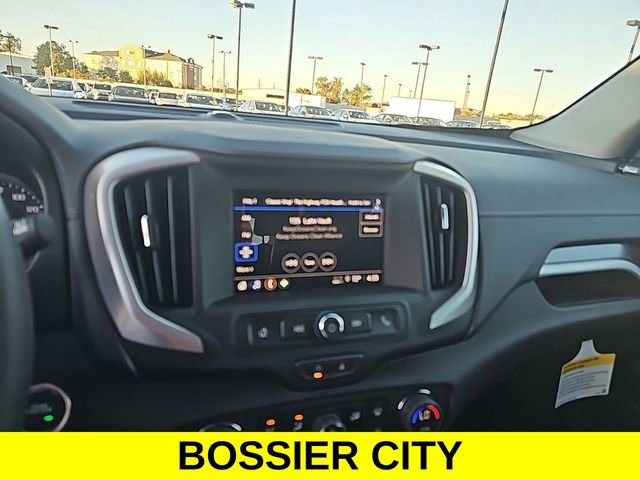 New 2024 GMC Terrain SLE w/ Driver Convenience Package FWD image 13