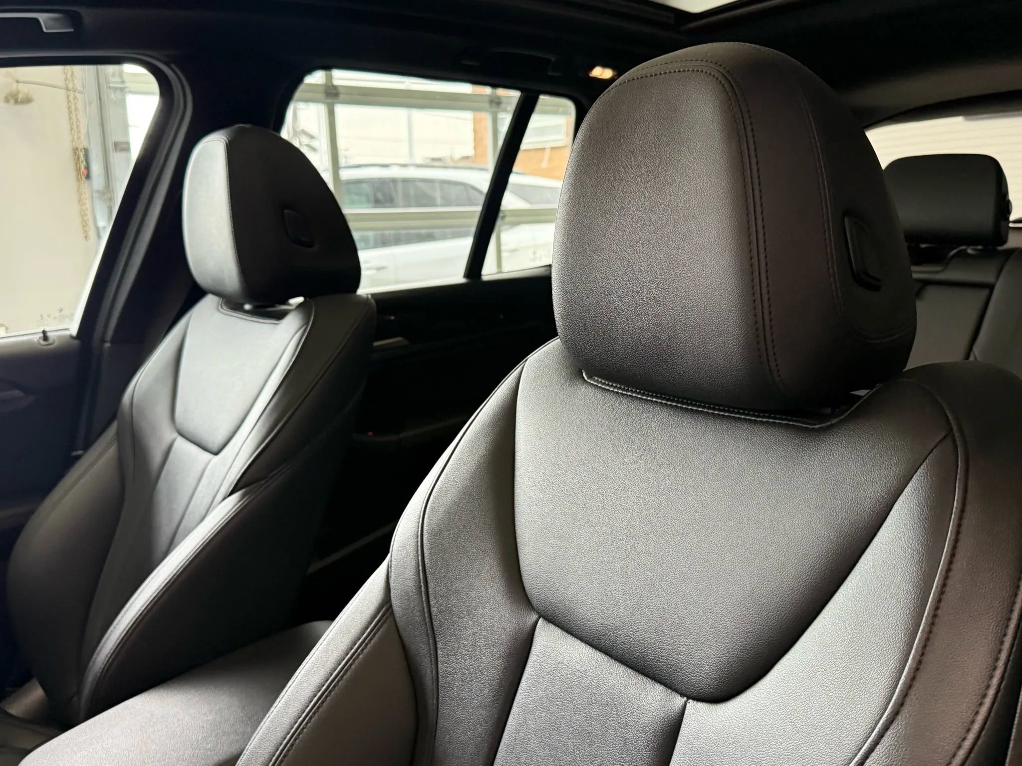 Used 2021 BMW X3 xDrive30i w/ Convenience Package AWD/4WD image 10