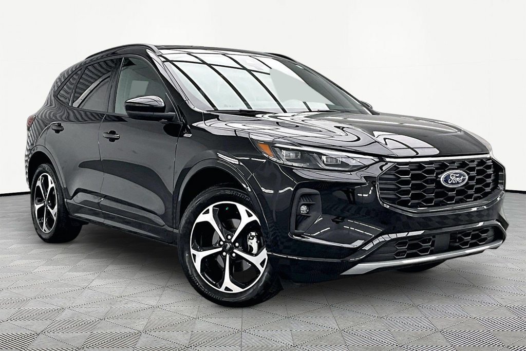 Certified 2025 Ford Escape ST-Line Elite AWD/4WD image 12