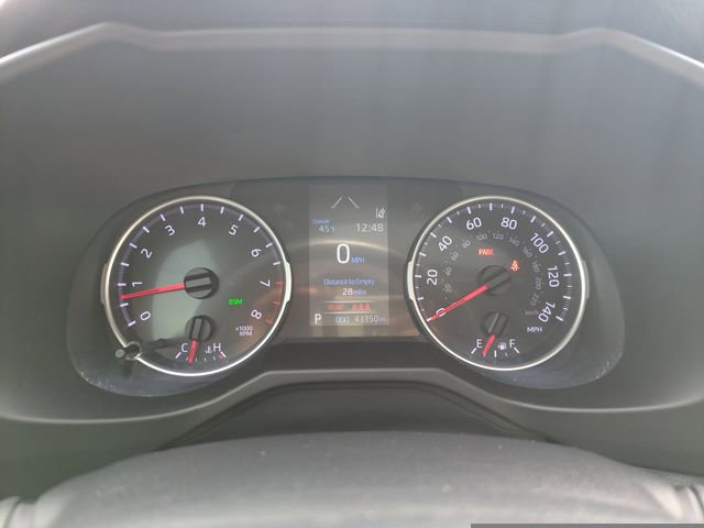 Used 2019 Toyota RAV4 XLE Premium image 28