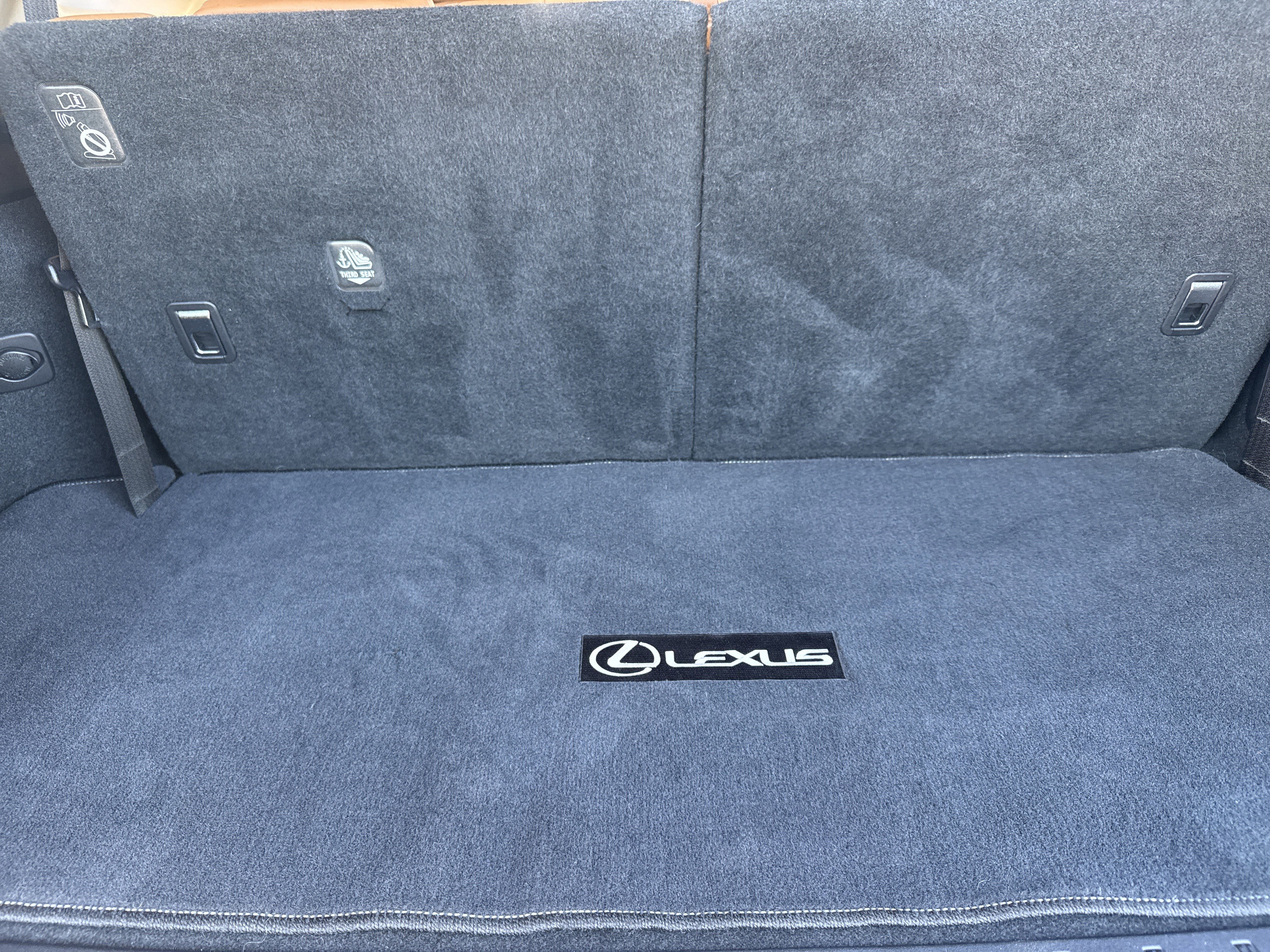 Used 2021 Lexus RX 350L FWD w/ Premium Package image 35