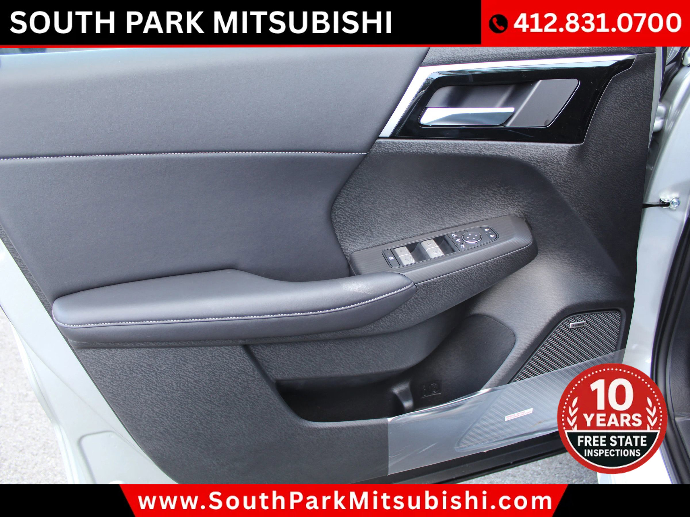 New 2025 Mitsubishi Outlander SE image 24