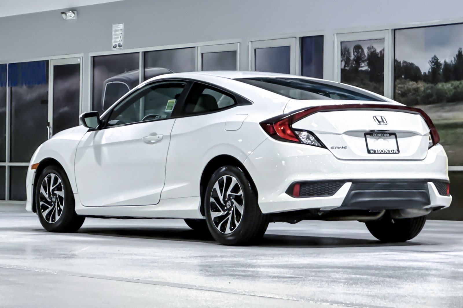 Used 2018 Honda Civic LX image 3