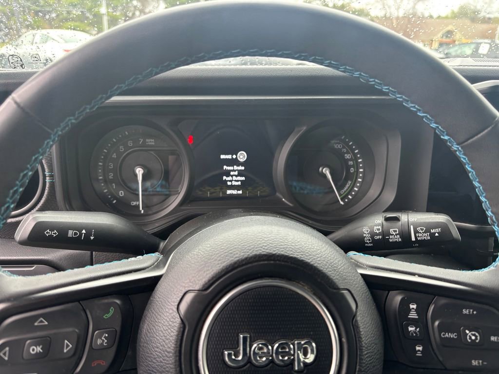 Used 2024 Jeep Wrangler Unlimited Rubicon 4xe image 11