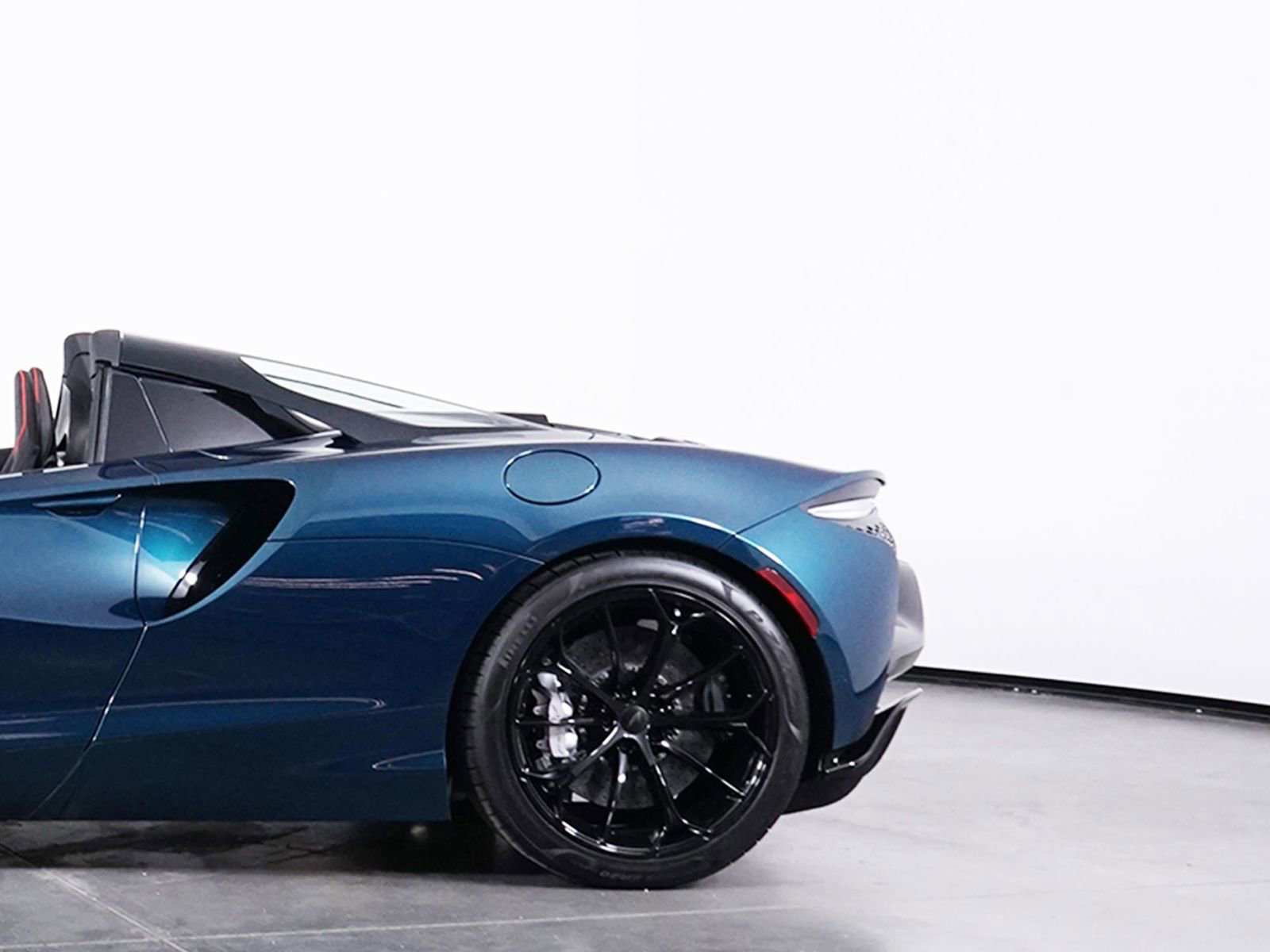 New 2026 McLaren Artura Spider image 15