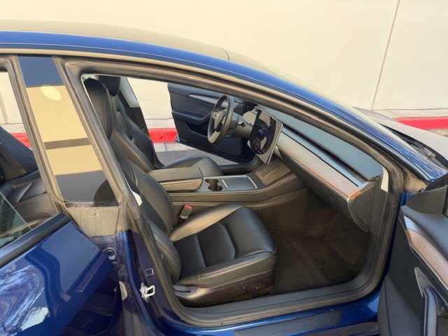 Used 2023 Tesla Model 3 Standard Range image 12