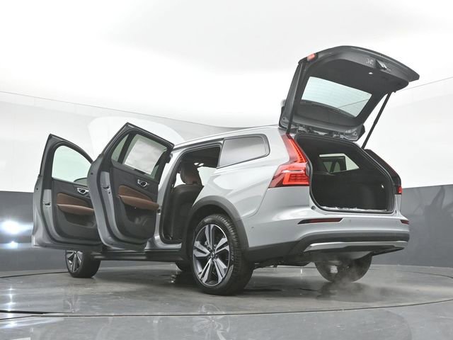 New 2026 Volvo V60 B5 Cross Country Plus w/ Protection Package Premier image 56