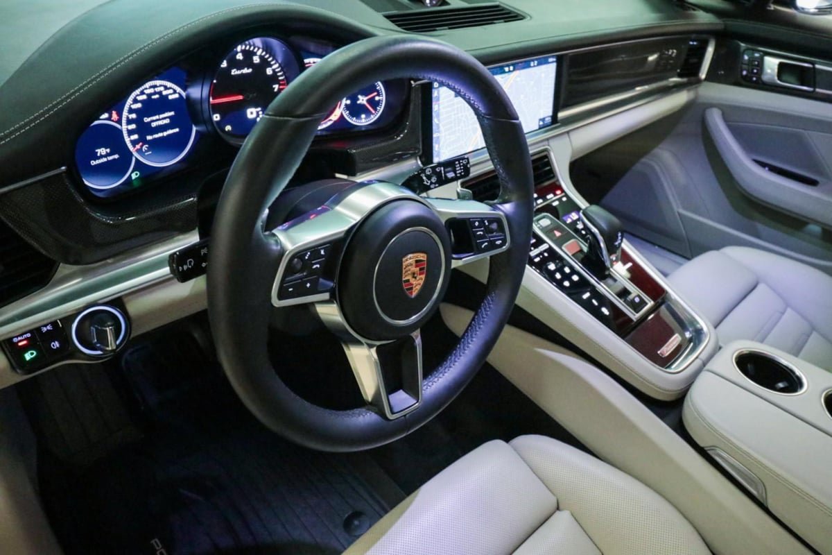 Used 2018 Porsche Panamera Turbo Sport Turismo AWD/4WD image 15