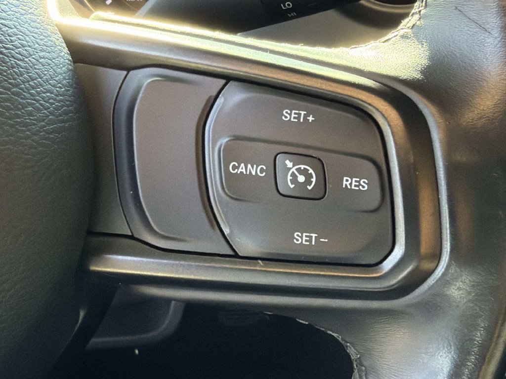 Used 2019 Jeep Wrangler Unlimited Sport S AWD/4WD image 36