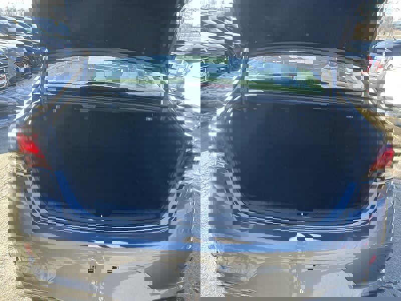 Used 2018 Hyundai Sonata SE w/ Cargo Package image 8