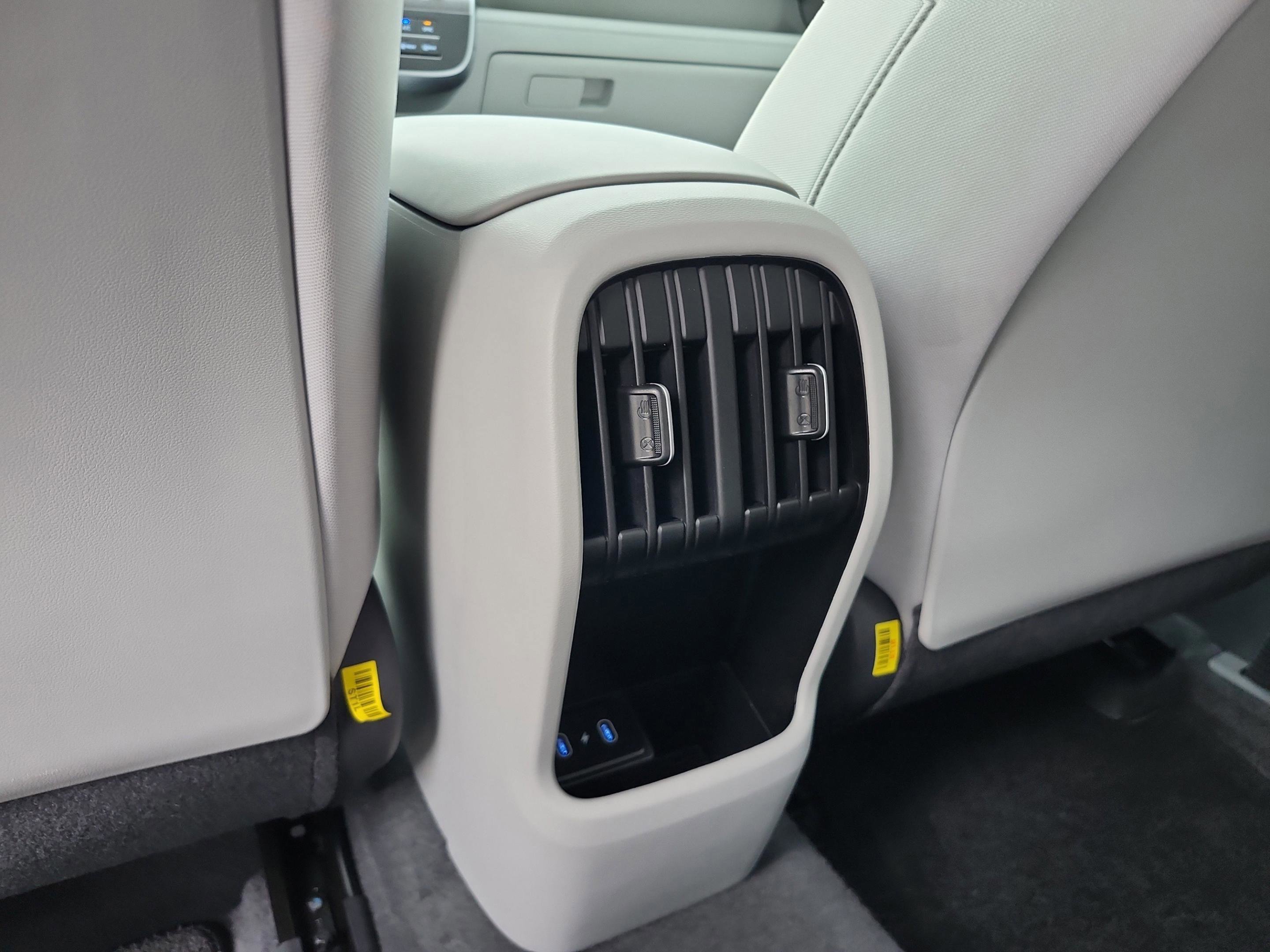 Certified 2026 Hyundai Kona SEL Sport FWD image 17