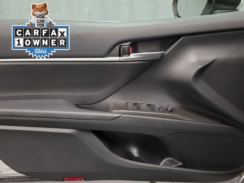 Used 2022 Toyota Camry SE image 22