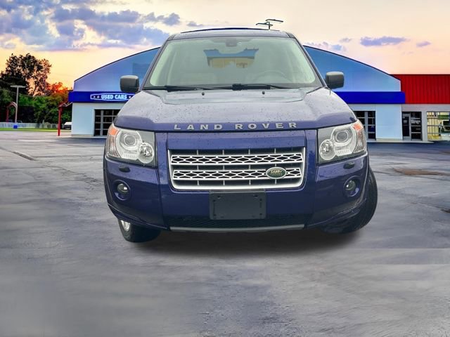 Used 2010 Land Rover LR2 HSE image 8