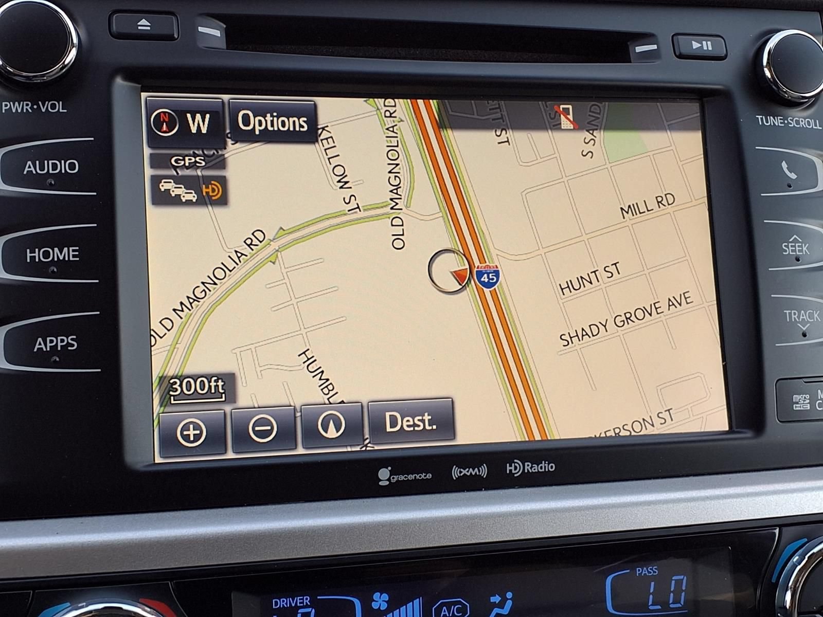 Certified 2017 Toyota Highlander XLE FWD image 10