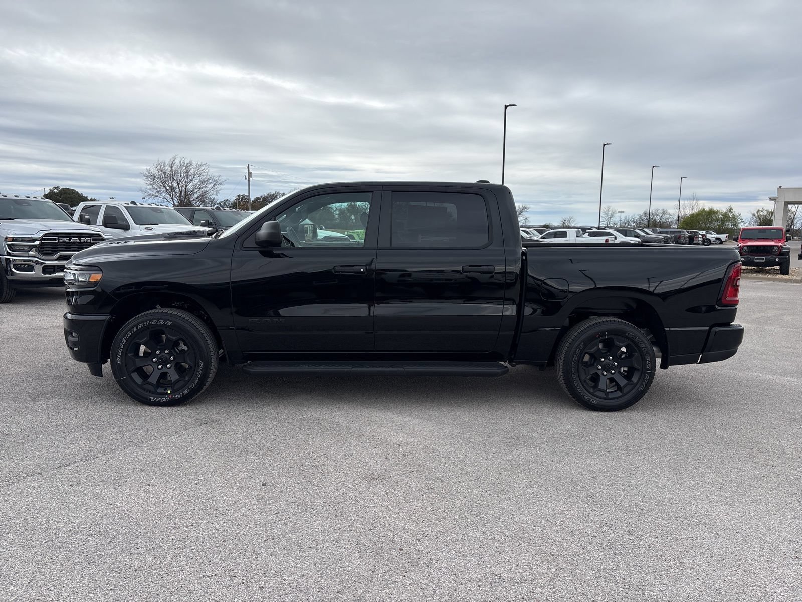 Used 2026 RAM 1500 Express AWD/4WD image 2