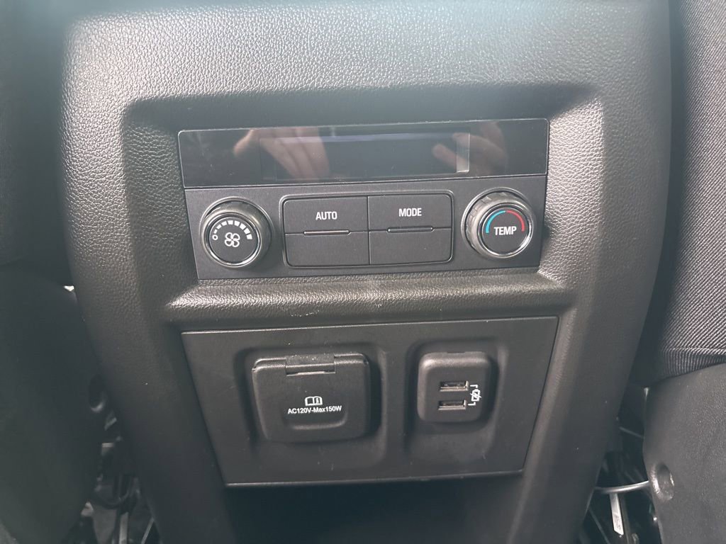 Used 2023 Chevrolet Traverse RS w/ LPO, Floor Liner Package image 37