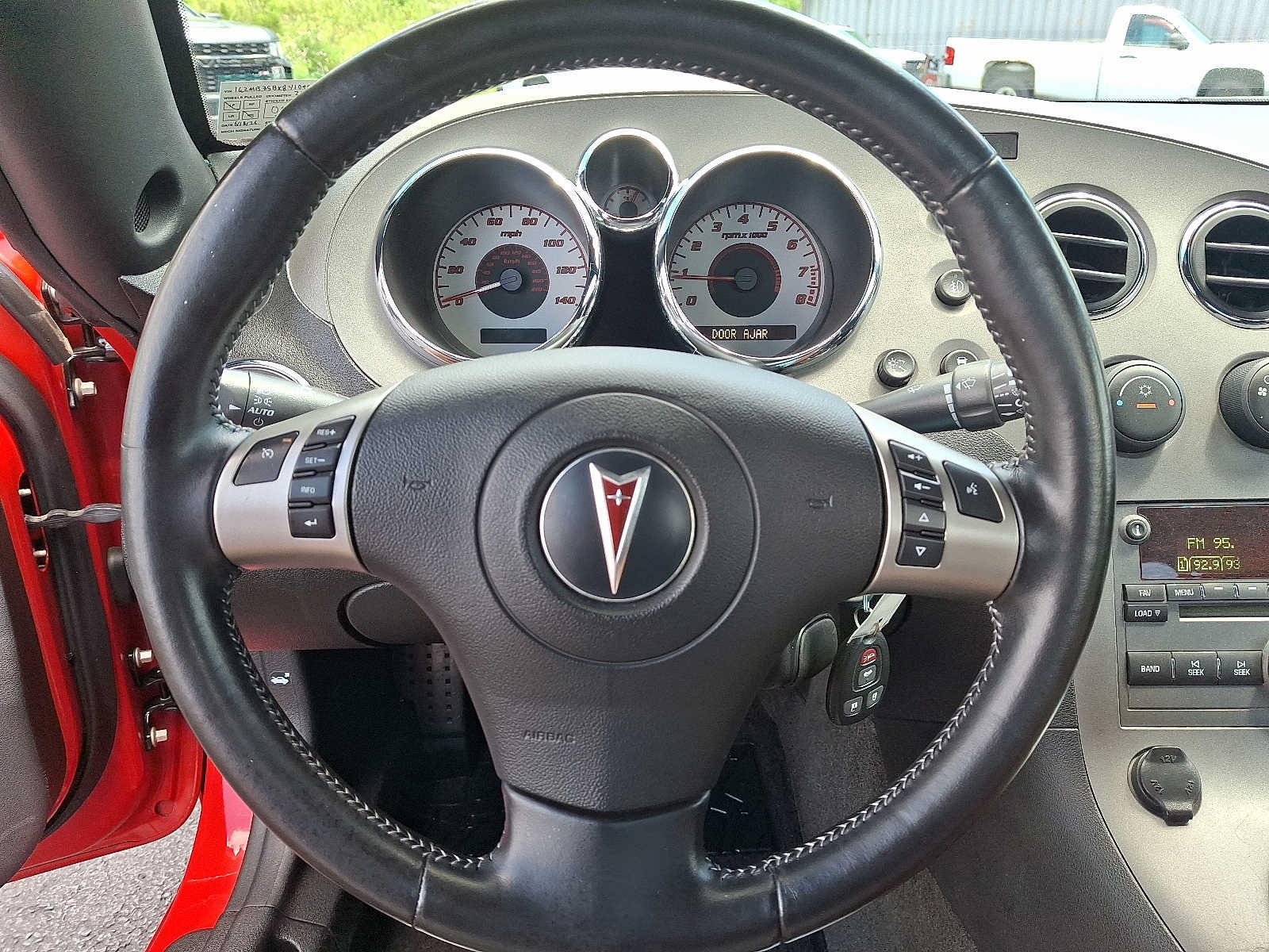 Used 2008 Pontiac Solstice Convertible w/ Premium Package RWD image 18