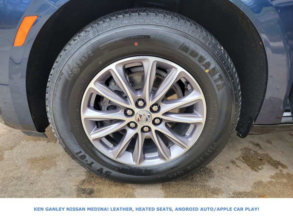 Used 2023 Buick Enclave Essence image 18