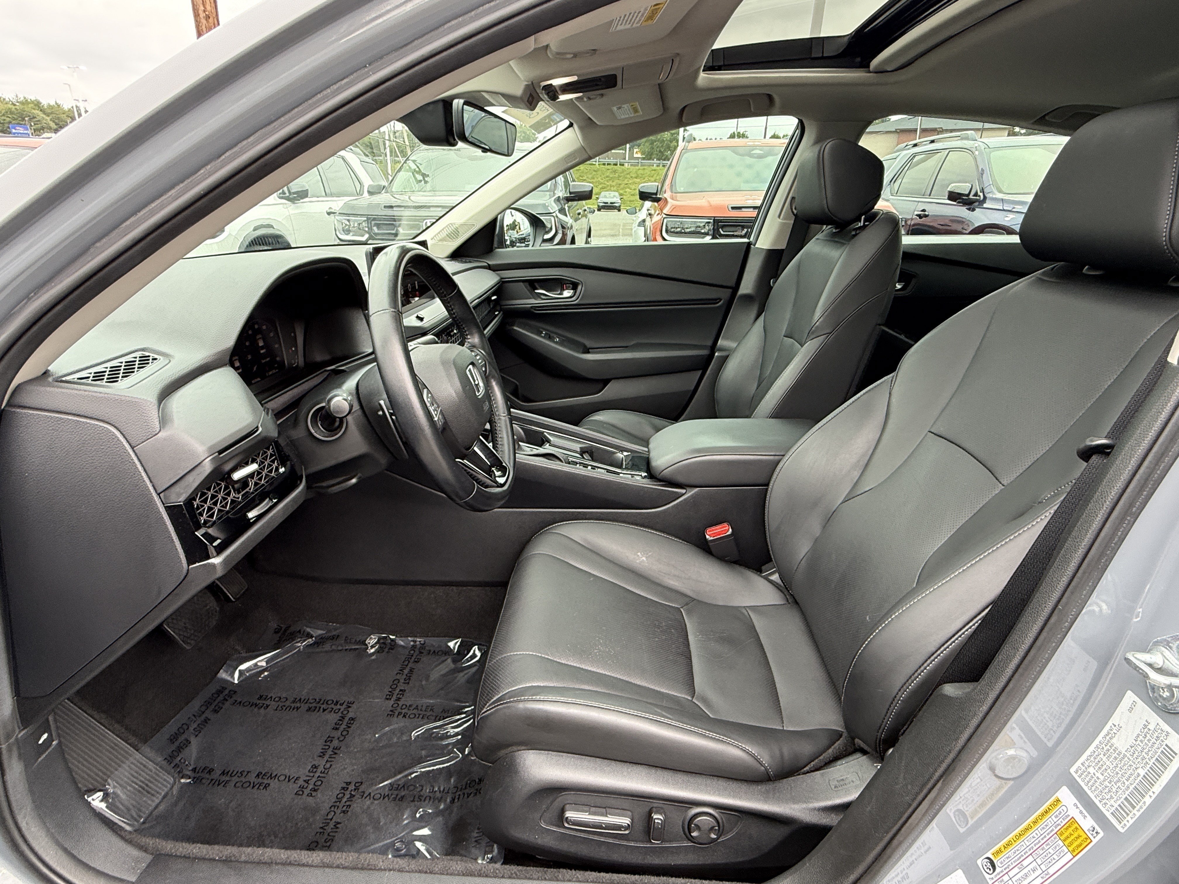 Used 2023 Honda Accord EX-L image 16