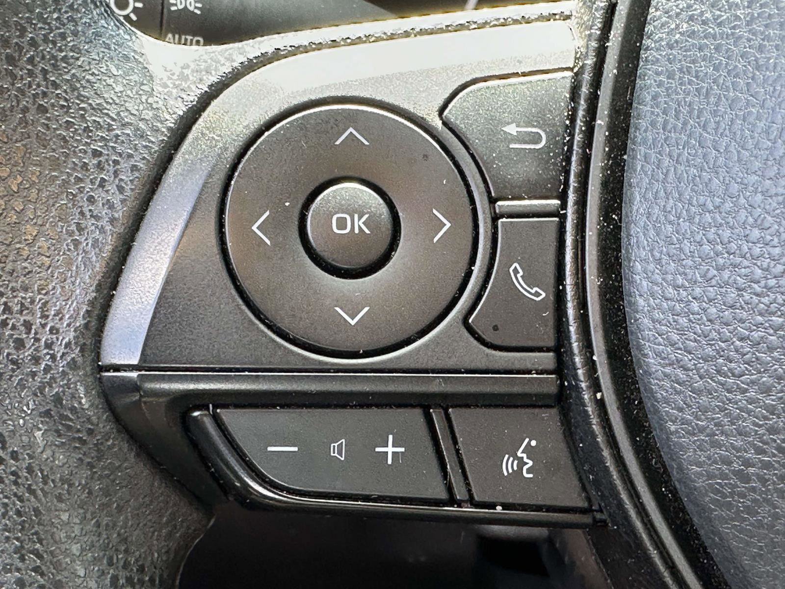 Certified 2025 Toyota RAV4 XLE AWD/4WD image 32