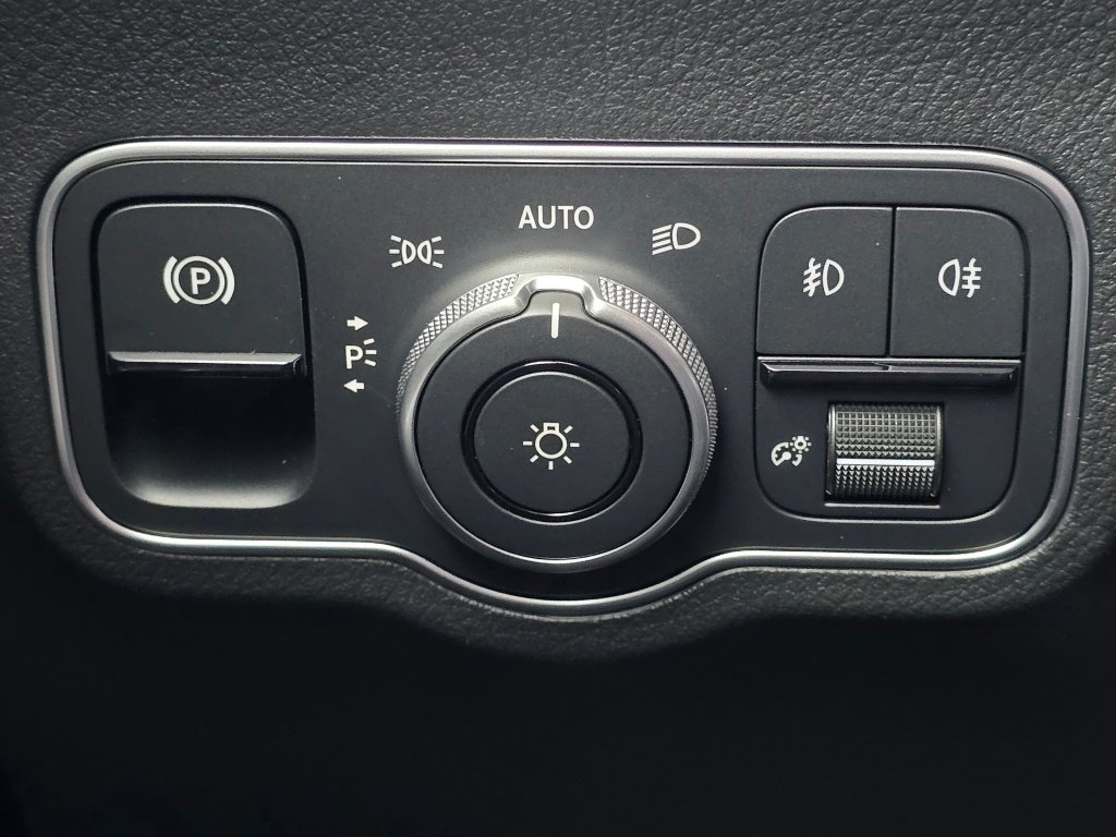 New 2026 Mercedes-Benz GLA 250 4MATIC image 37