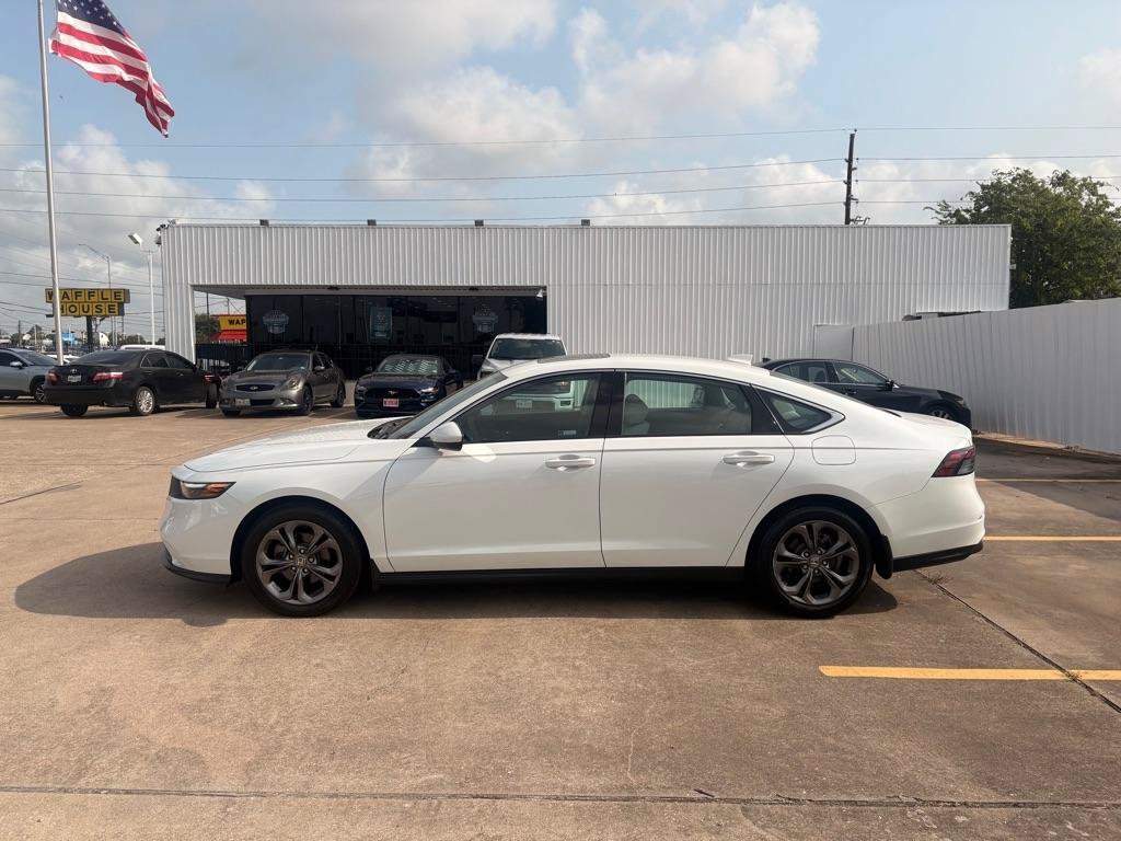 Used 2024 Honda Accord EX image 5