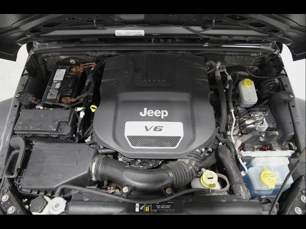 Used 2018 Jeep Wrangler Unlimited Sport S image 17