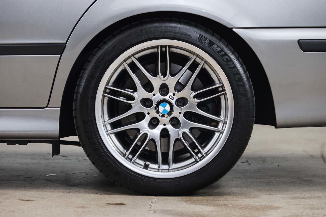 Used 2003 BMW M5 RWD image 37