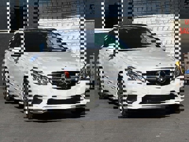 Used 2017 Mercedes-Benz E 400 Coupe image 1