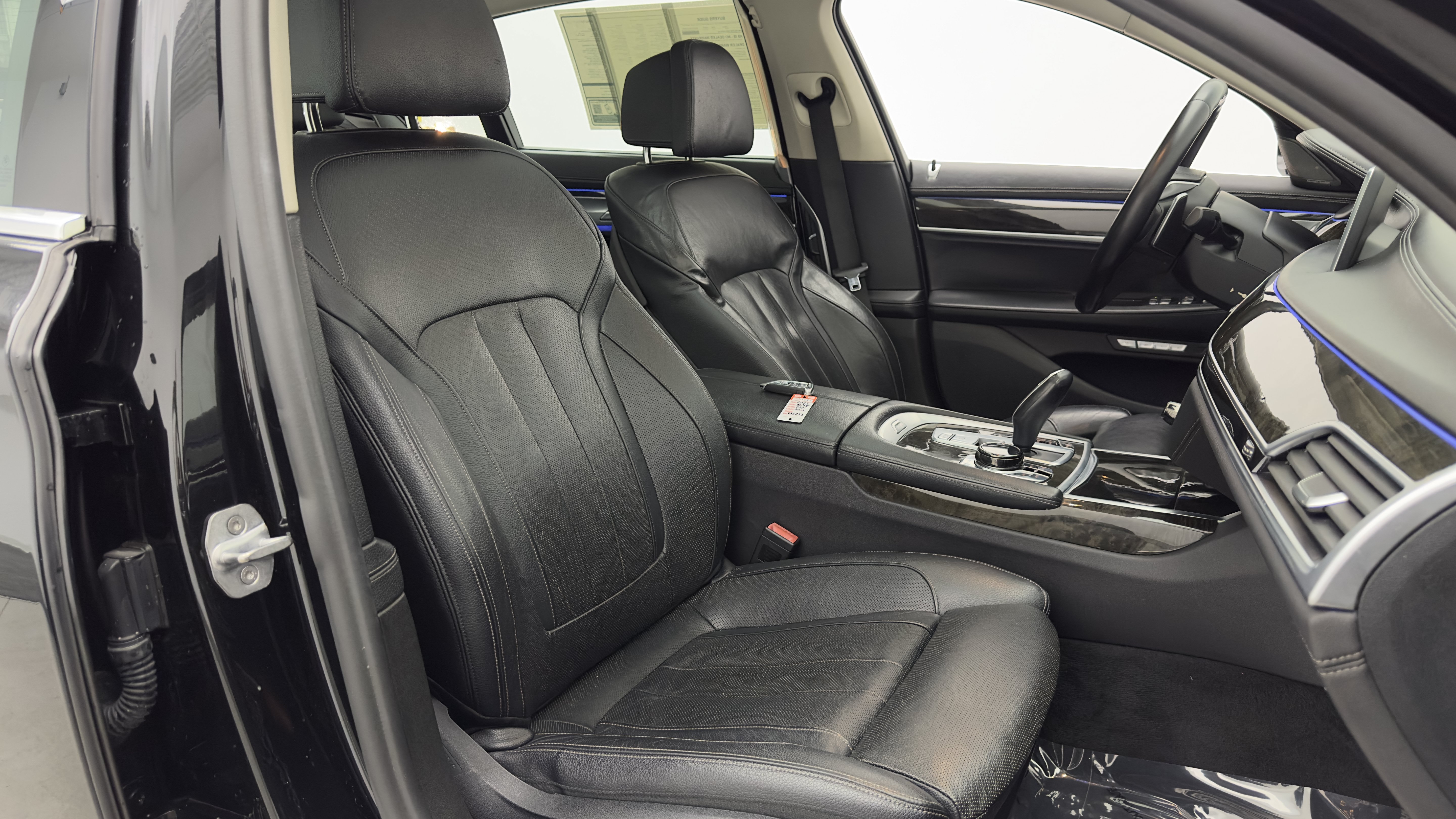 Used 2018 BMW 740i RWD image 48