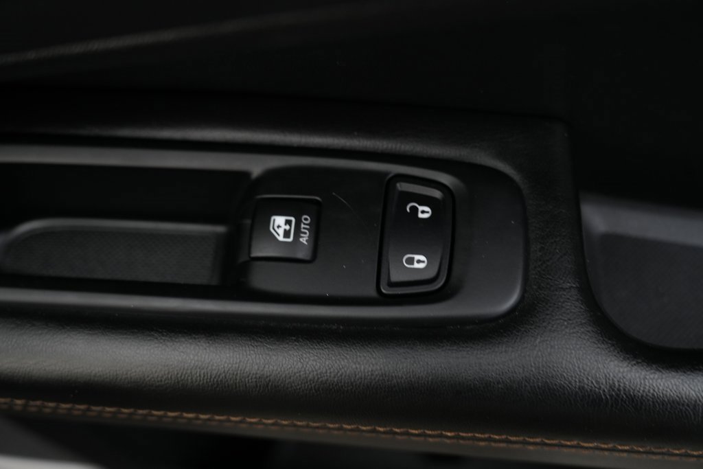 Used 2018 Jeep Compass Limited w/ Navigation Group image 33