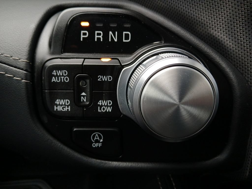 Used 2023 RAM 1500 Limited AWD/4WD image 5