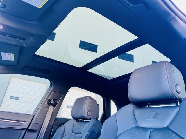 Used 2020 Audi Q3 2.0T Prestige w/ Prestige Package image 14