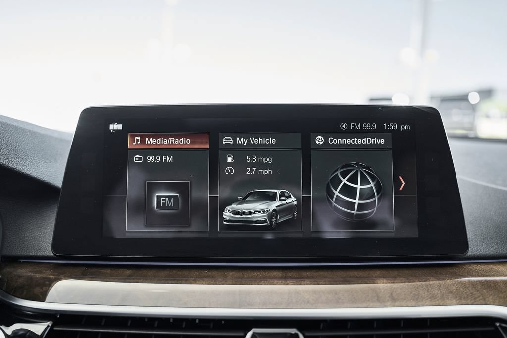 Used 2018 BMW 540i w/ Premium Package RWD image 41