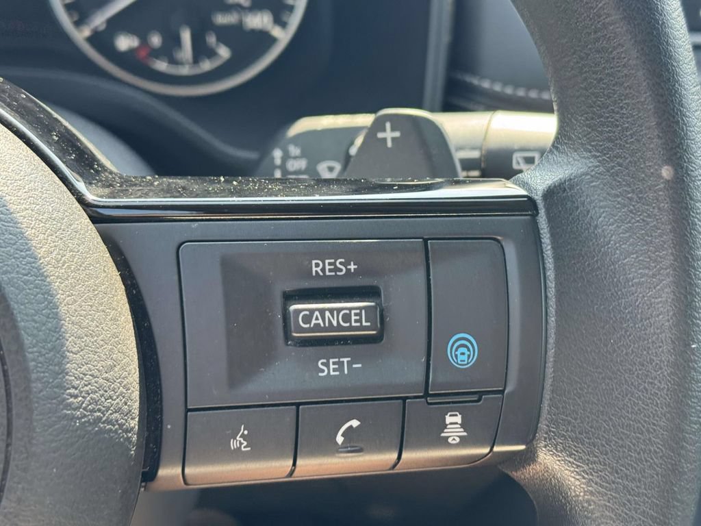Used 2021 Nissan Rogue SV AWD/4WD image 24