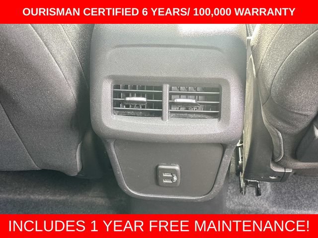 Used 2024 GMC Terrain SLE w/ Driver Convenience Package FWD image 14
