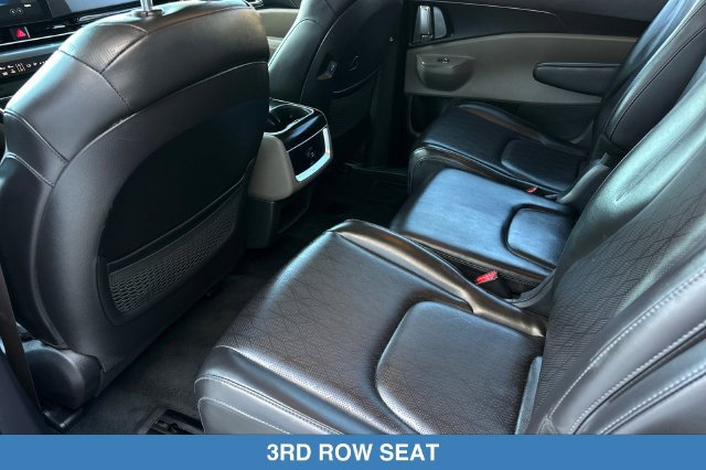Used 2026 Kia Carnival LXS FWD image 13